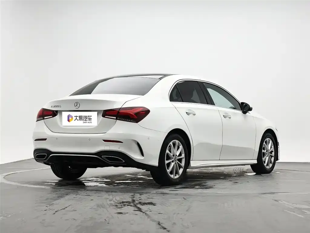 Mercedes-Benz A-Class — фото 4