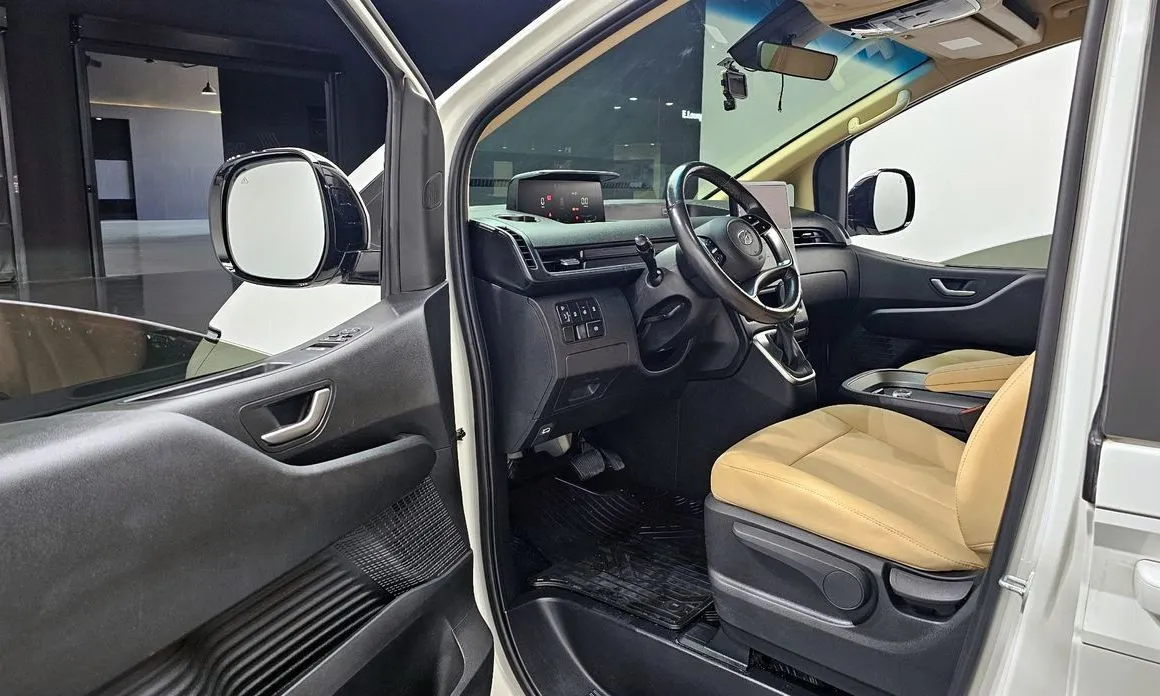 Hyundai Staria 2023 из KR, фото 9