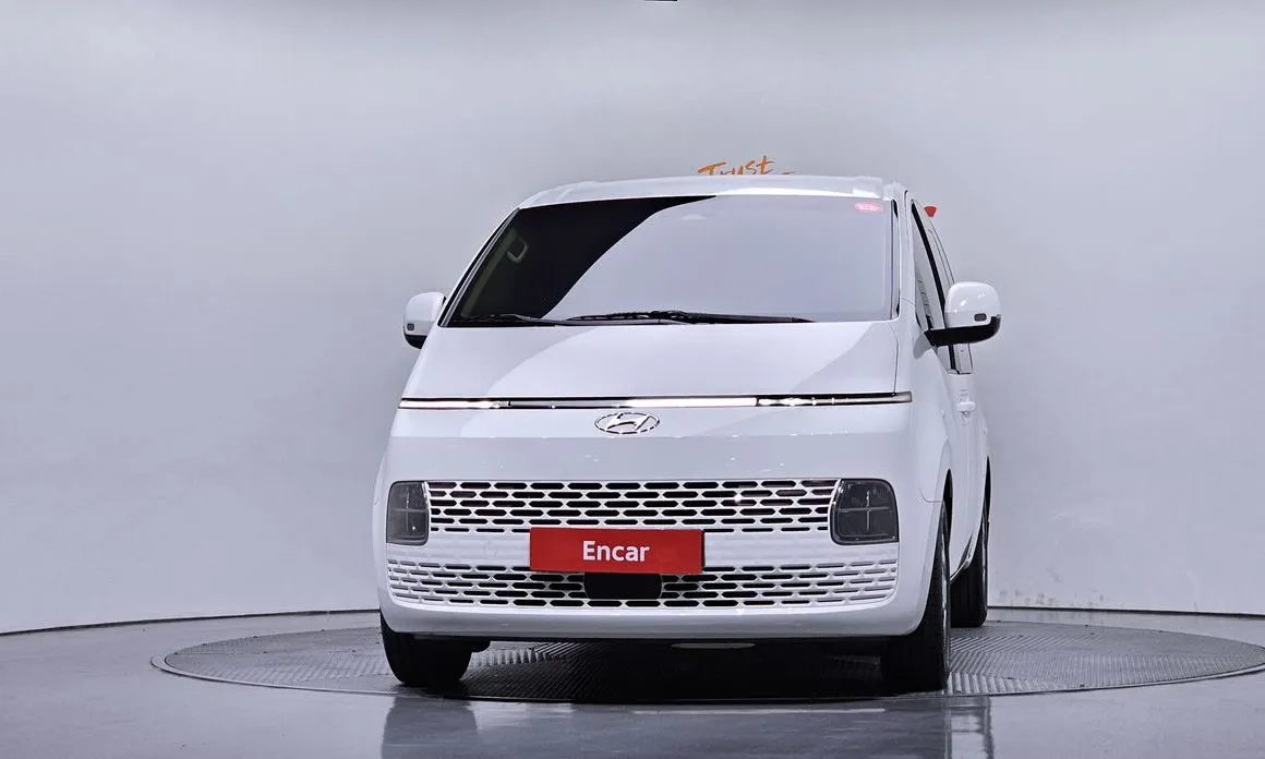 Hyundai Staria 2023 из KR, фото 4