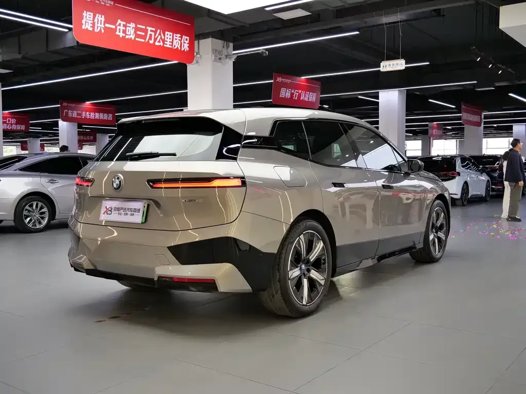 BMW iX 2023 из CN, фото 9