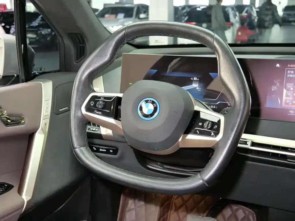 BMW iX 2023 из CN, фото 7