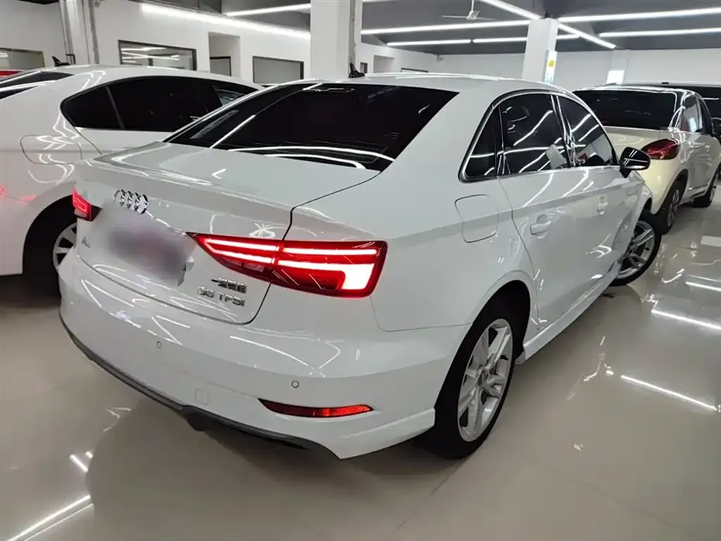 Audi A3 2021 из CN, фото 7