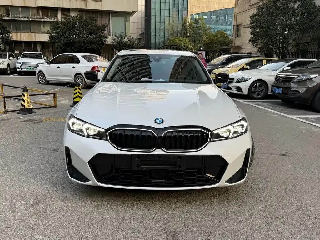 BMW 3 Series — фото 10