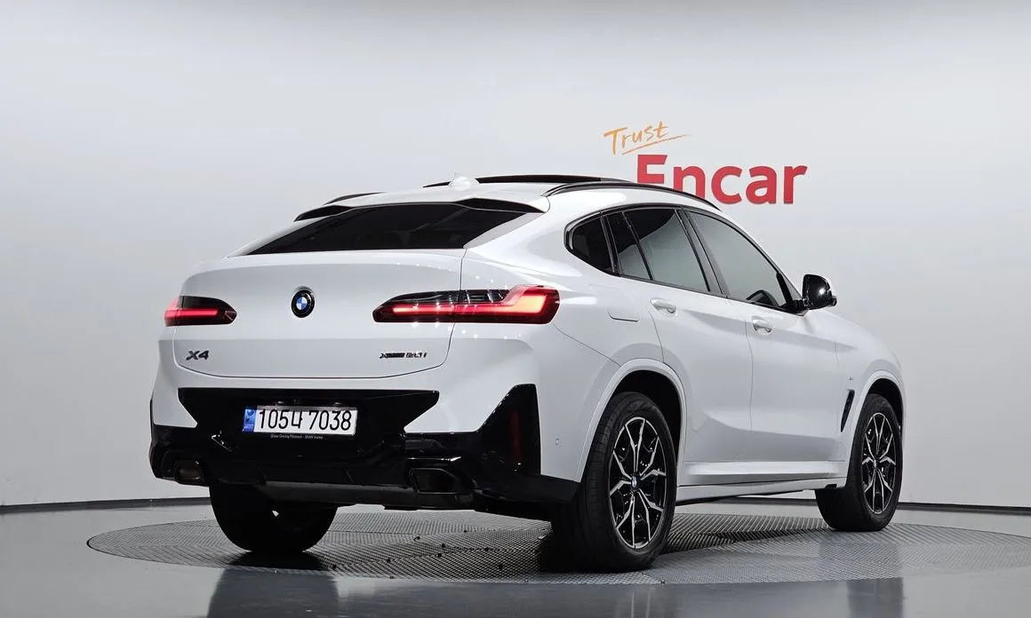 BMW X4 — фото 7