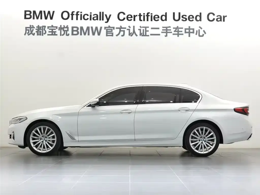 BMW 5 Series — фото 2
