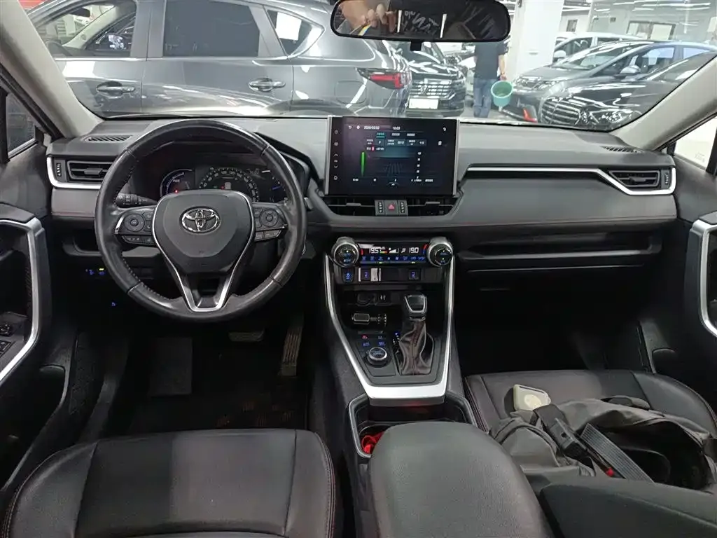 Toyota Wildlander New Energy 2023 из CN, фото 8