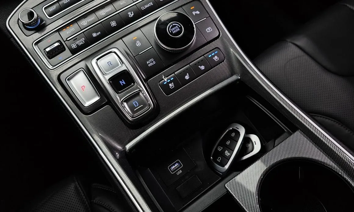 Hyundai Santafe — фото 6