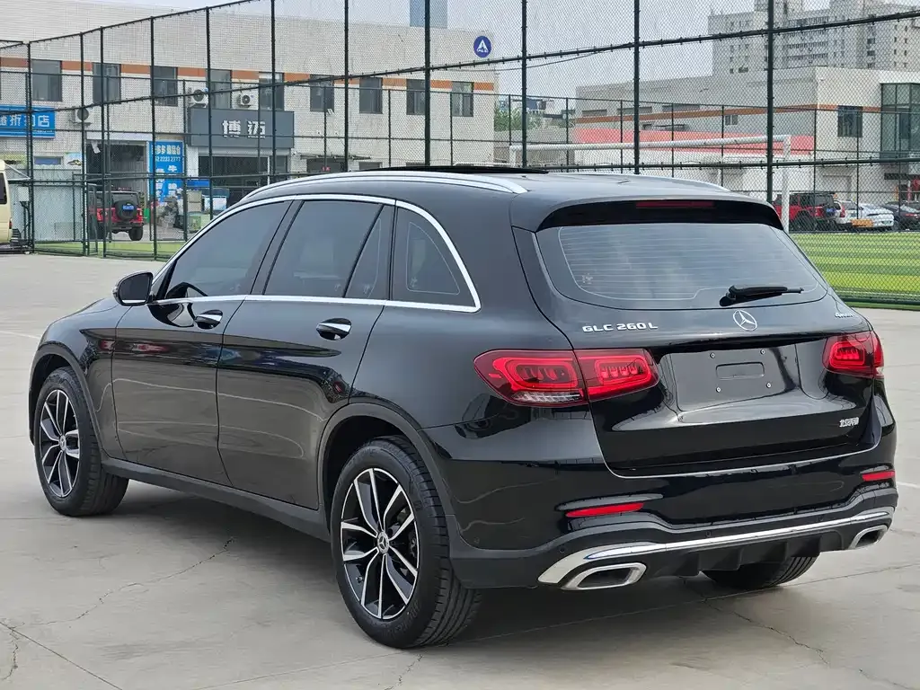 Mercedes-Benz GLC — фото 4