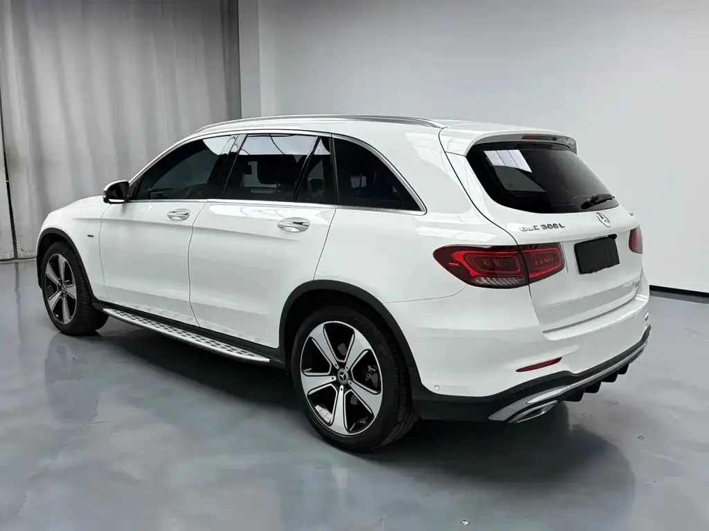 Mercedes-Benz GLC — фото 7