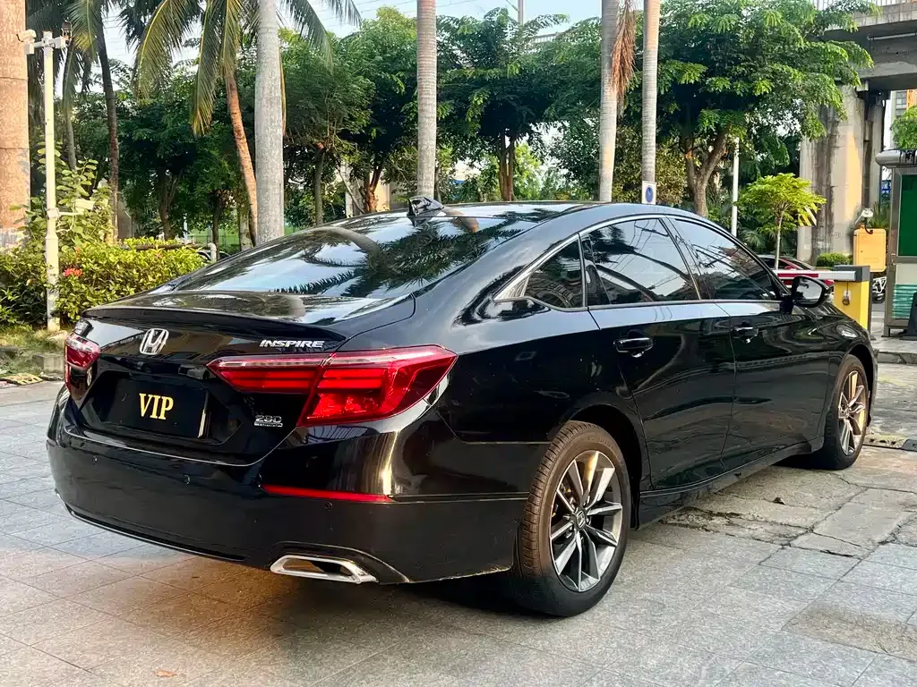 Honda Inspire — фото 5