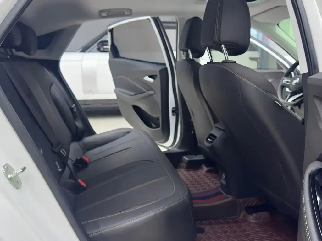 Buick Verano 2024 из CN, фото 3