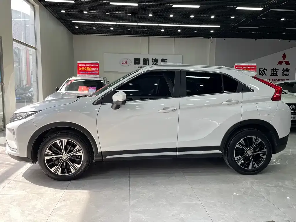 Mitsubishi Eclipse Cross 2021 из CN, фото 3