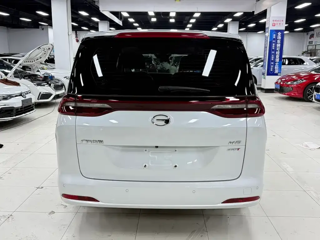 GAC Motor Trumpchi M6 — фото 4