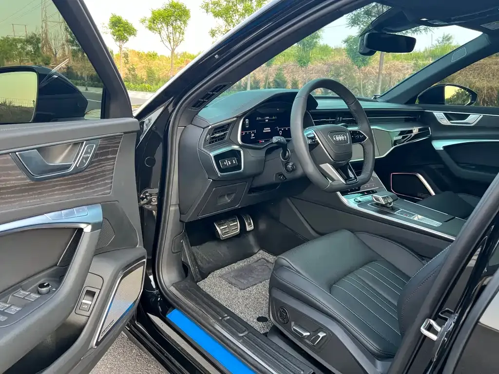 Audi A6L 2026 из CN, фото 4