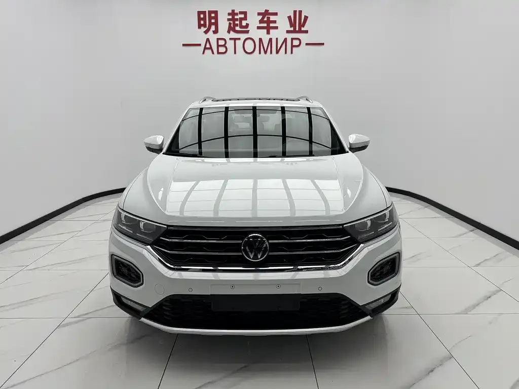 Volkswagen T-Roc — фото 6