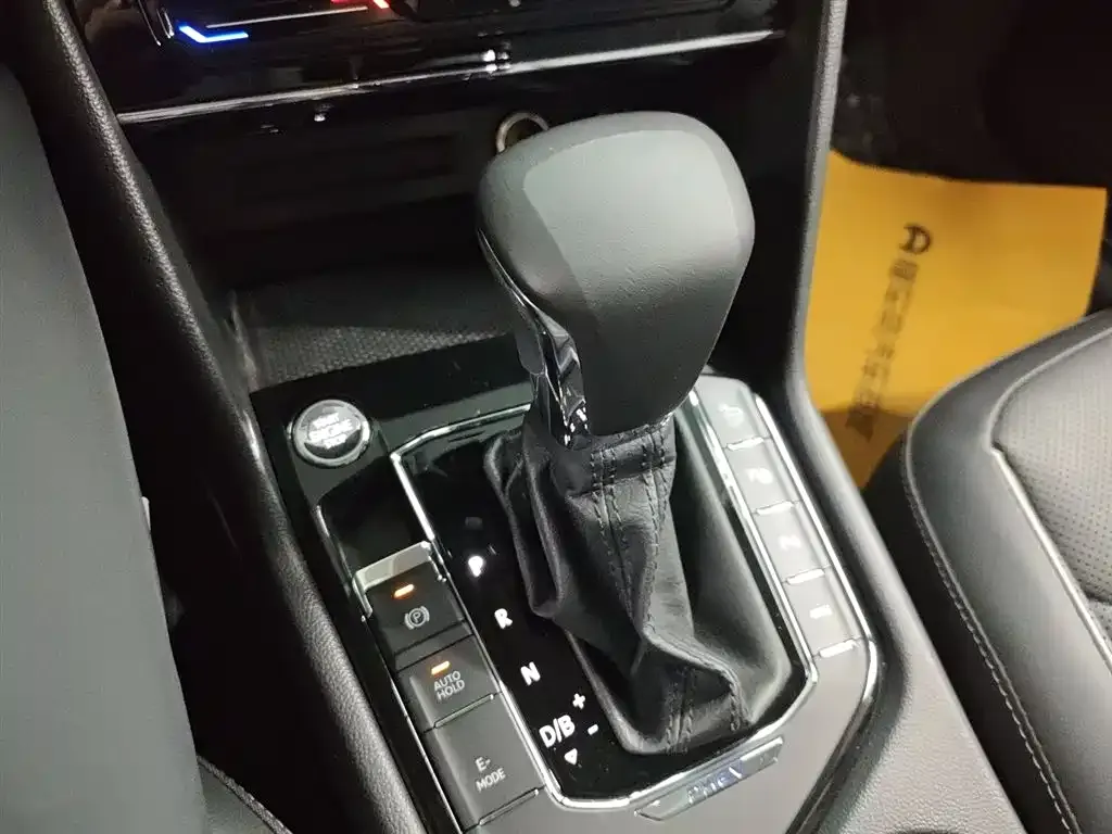 Volkswagen Tiguan L New Energy 2021 из CN, фото 3
