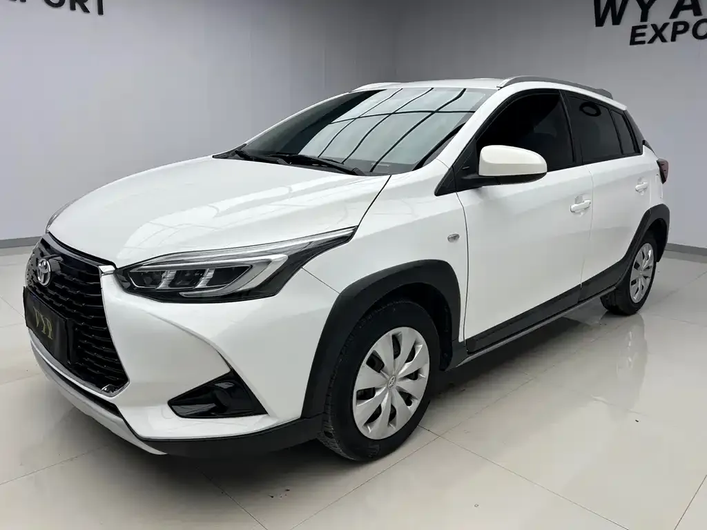 Toyota Yaris L