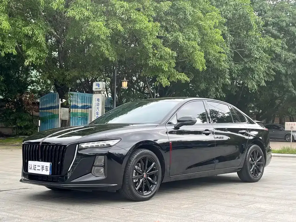 Hongqi H5 — фото 1