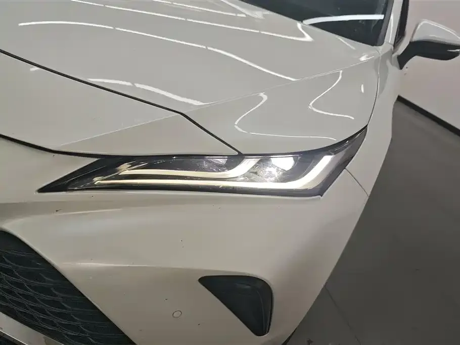 Toyota Venza 2023 из CN, фото 2