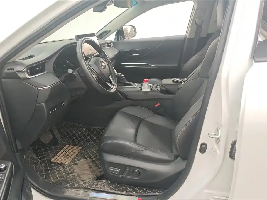 Toyota Venza 2023 из CN, фото 7
