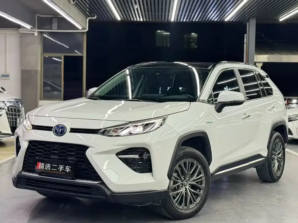 Toyota Wildlander — фото 1