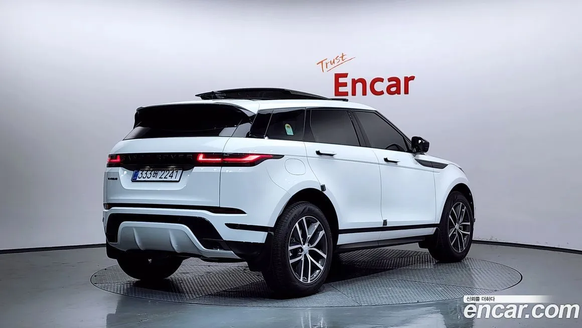 Land Rover Range Rover Evoque — фото 7