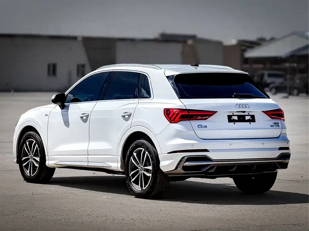 Audi Q3 — фото 3
