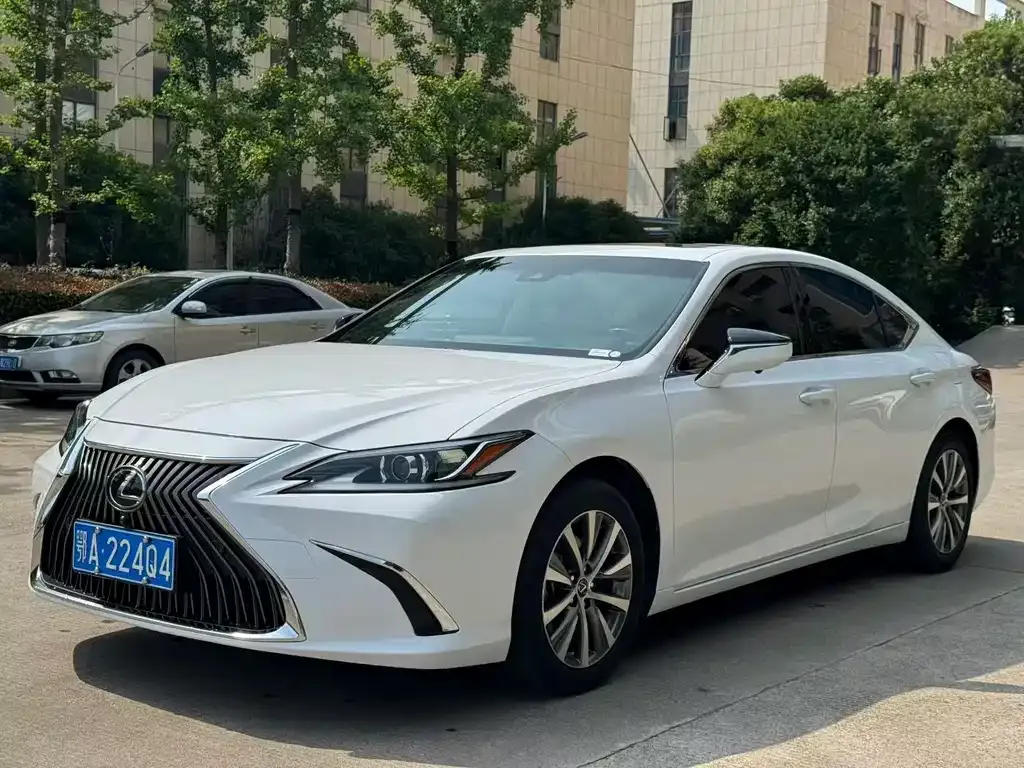 Lexus ES 2021 из CN, фото 5