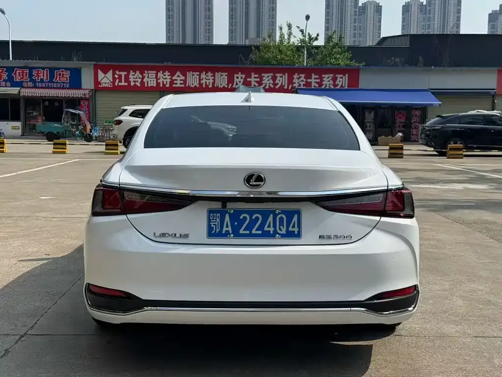 Lexus ES 2021 из CN, фото 3