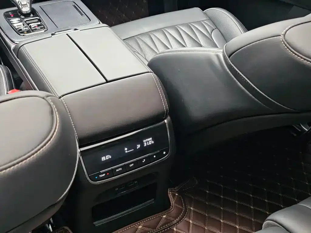 GAC Motor Trumpchi GS8 — фото 9