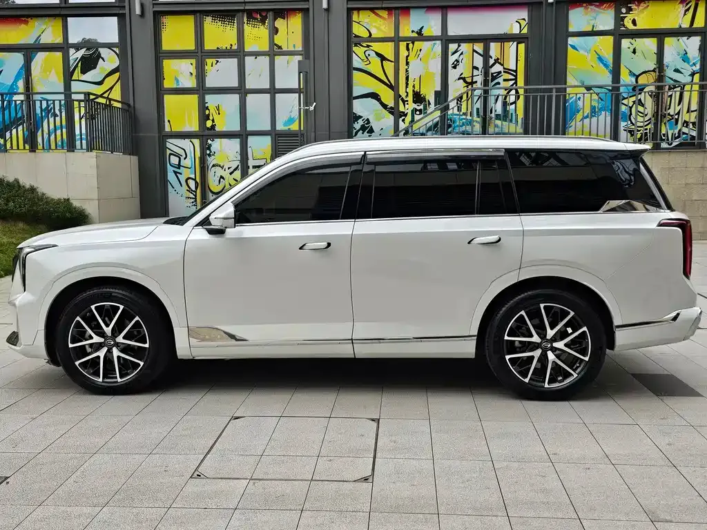 GAC Motor Trumpchi GS8 — фото 4