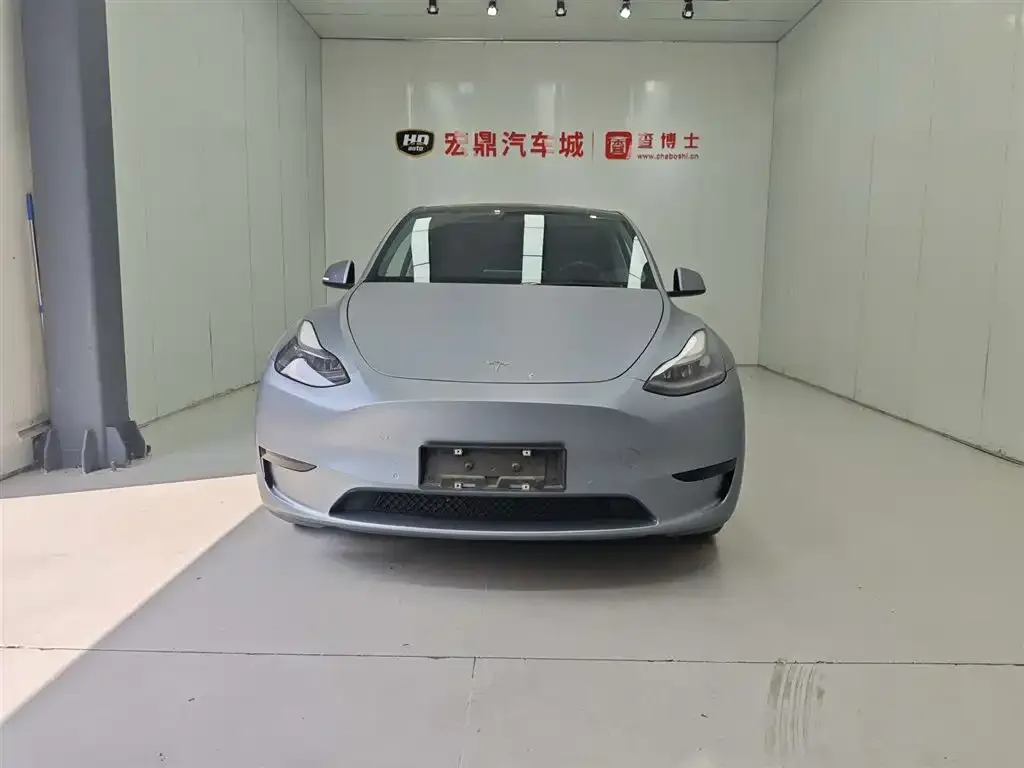 Tesla Model Y — фото 9