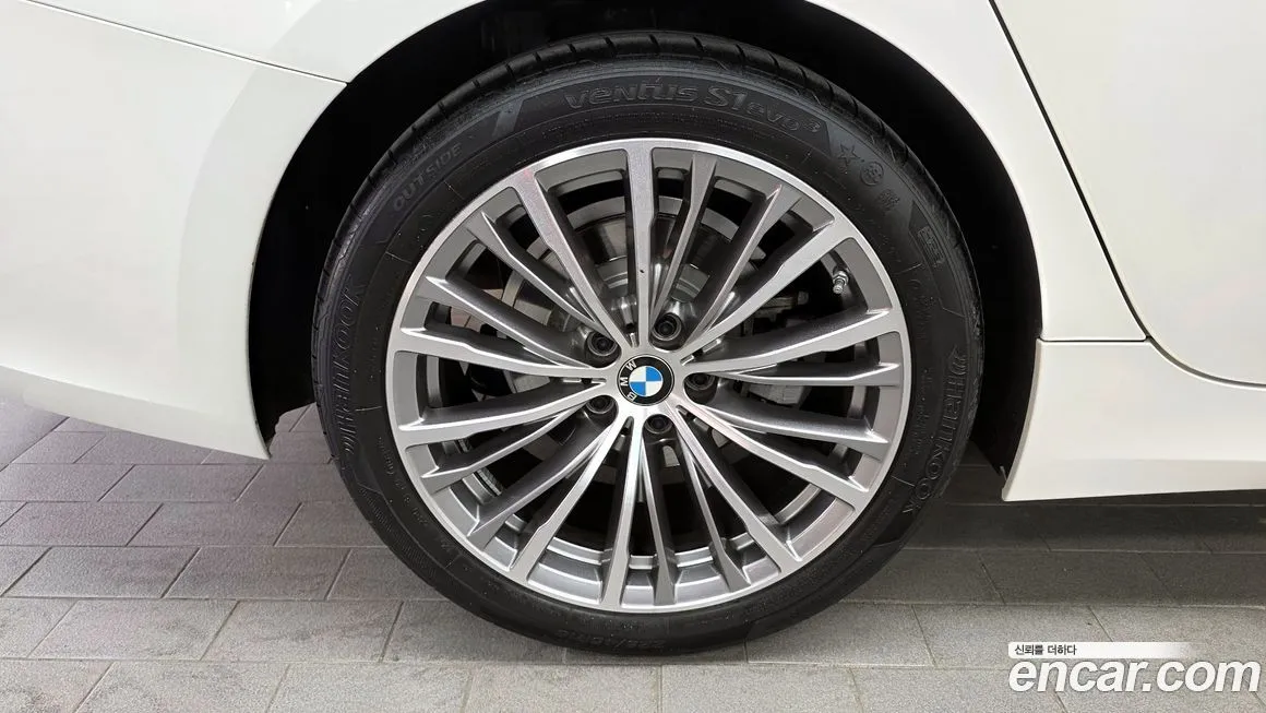 BMW 3-Series — фото 10