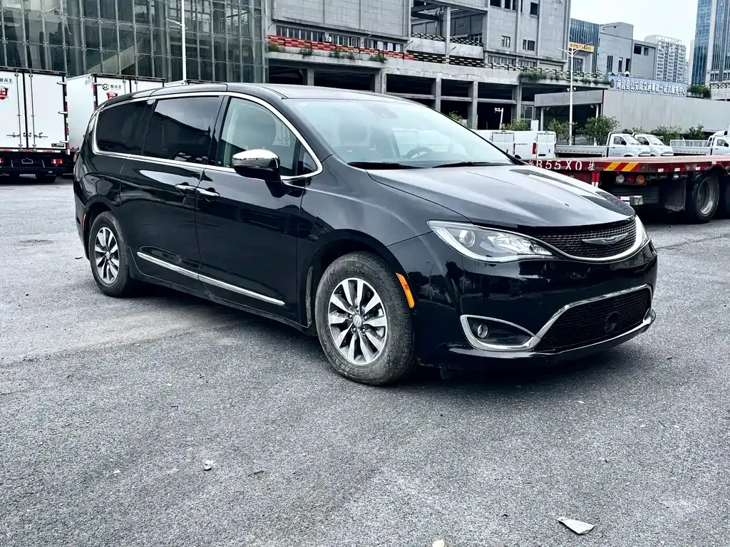 Chrysler Grand Voyager PHEV (Import) 2025 из CN, фото 7