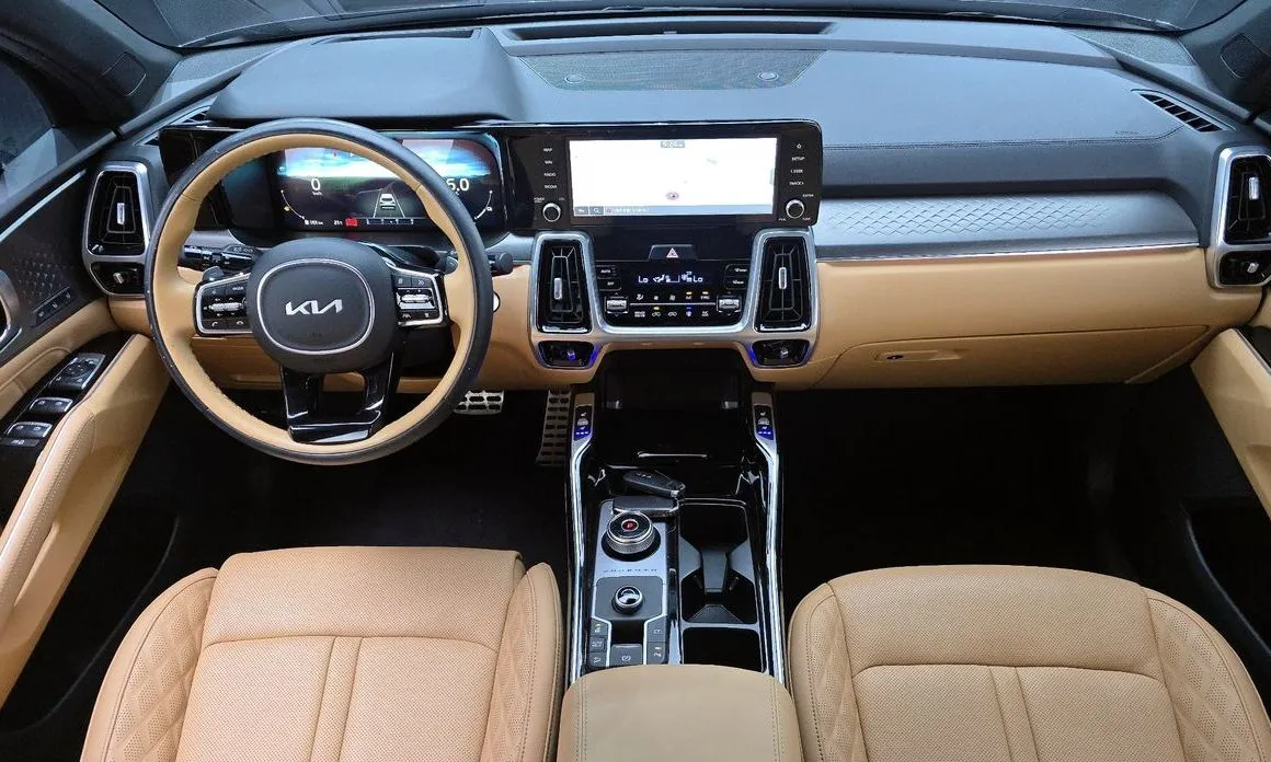 Kia Sorento — фото 10