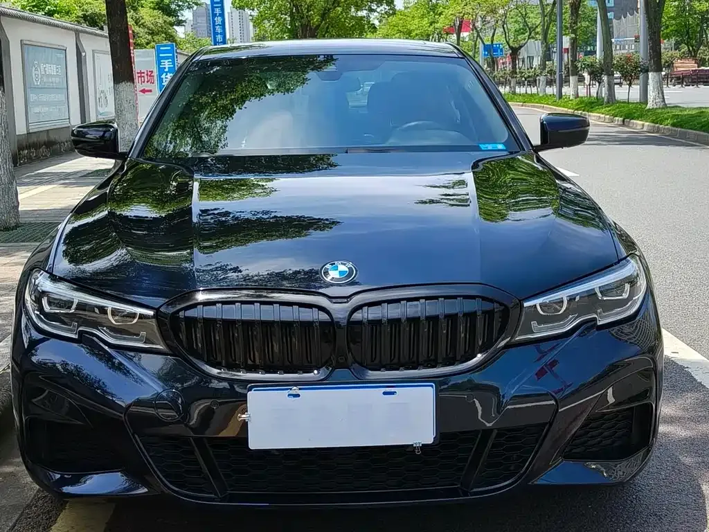 BMW 3 Series — фото 1
