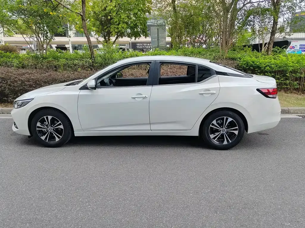 Nissan Sylphy 2022 из CN, фото 2