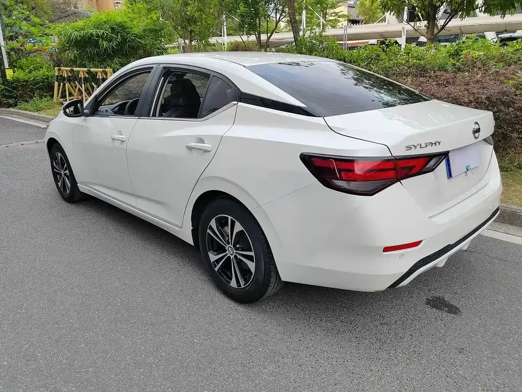 Nissan Sylphy 2022 из CN, фото 5