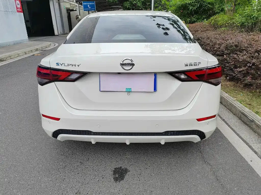 Nissan Sylphy 2022 из CN, фото 8