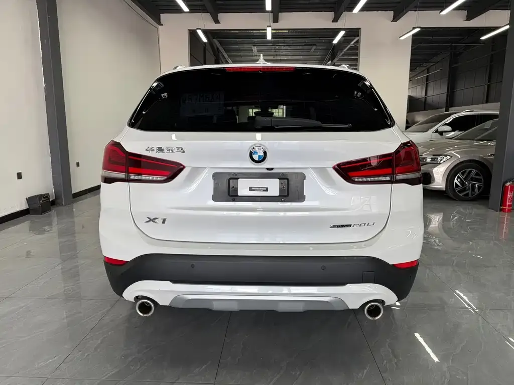BMW X1 — фото 3