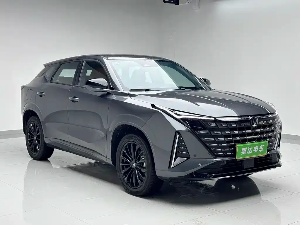 Changan UNI-Z New Energy 2026 из CN, фото 7