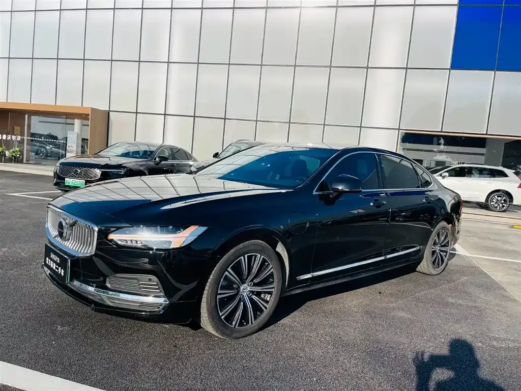 Volvo S90 PHEV