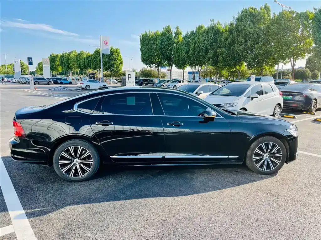 Volvo S90 PHEV 2021 из CN, фото 6
