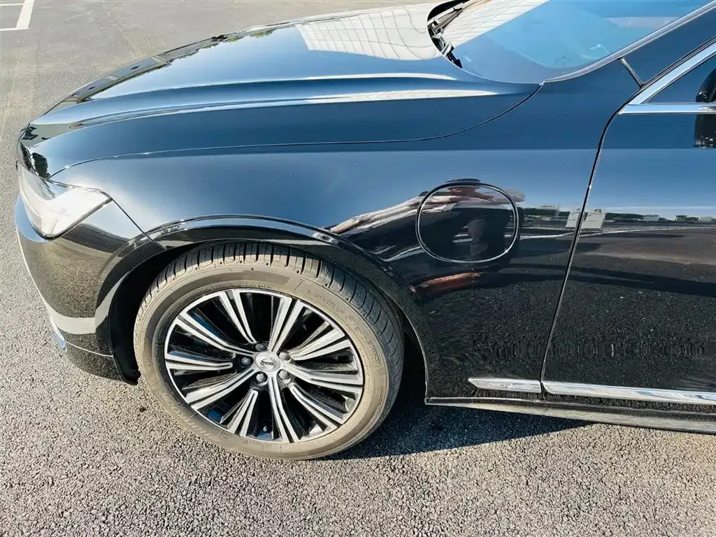 Volvo S90 PHEV 2021 из CN, фото 4