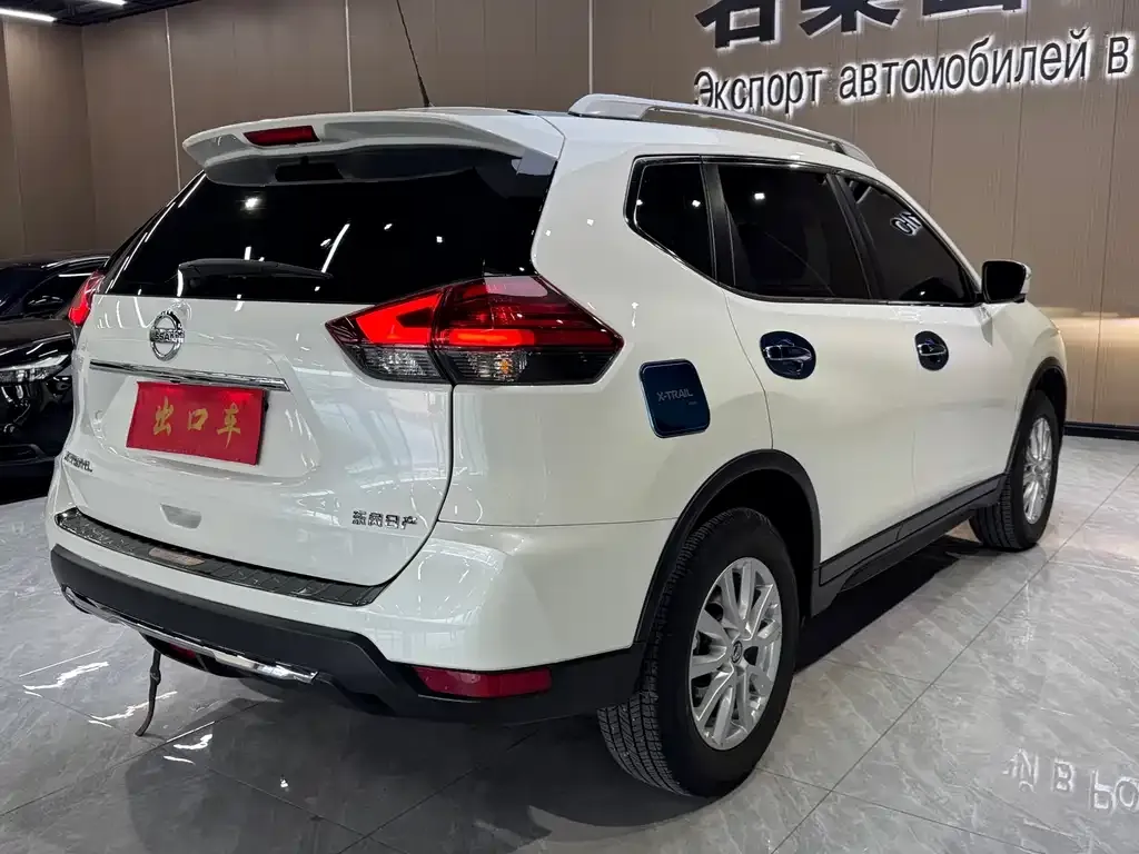 Nissan X-Trail — фото 2