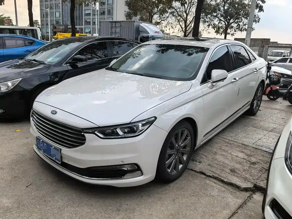 Ford Taurus