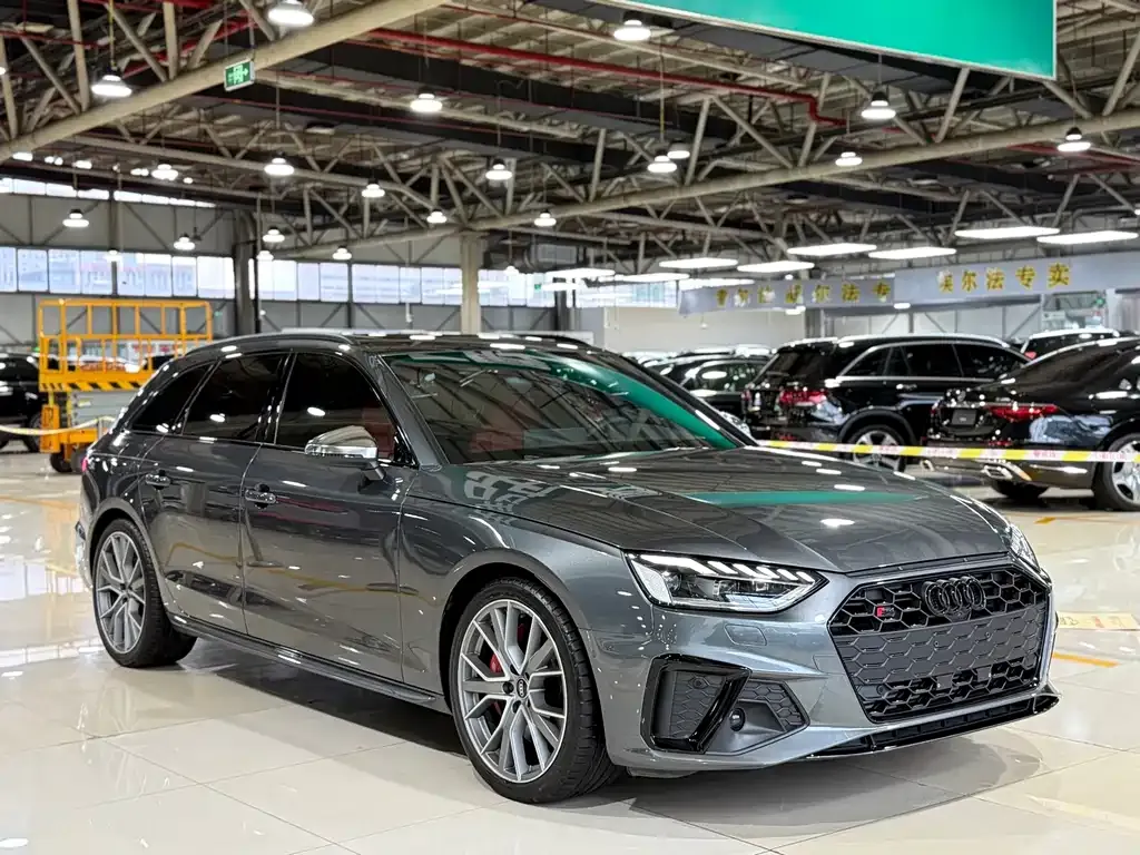 Audi S4 — фото 6