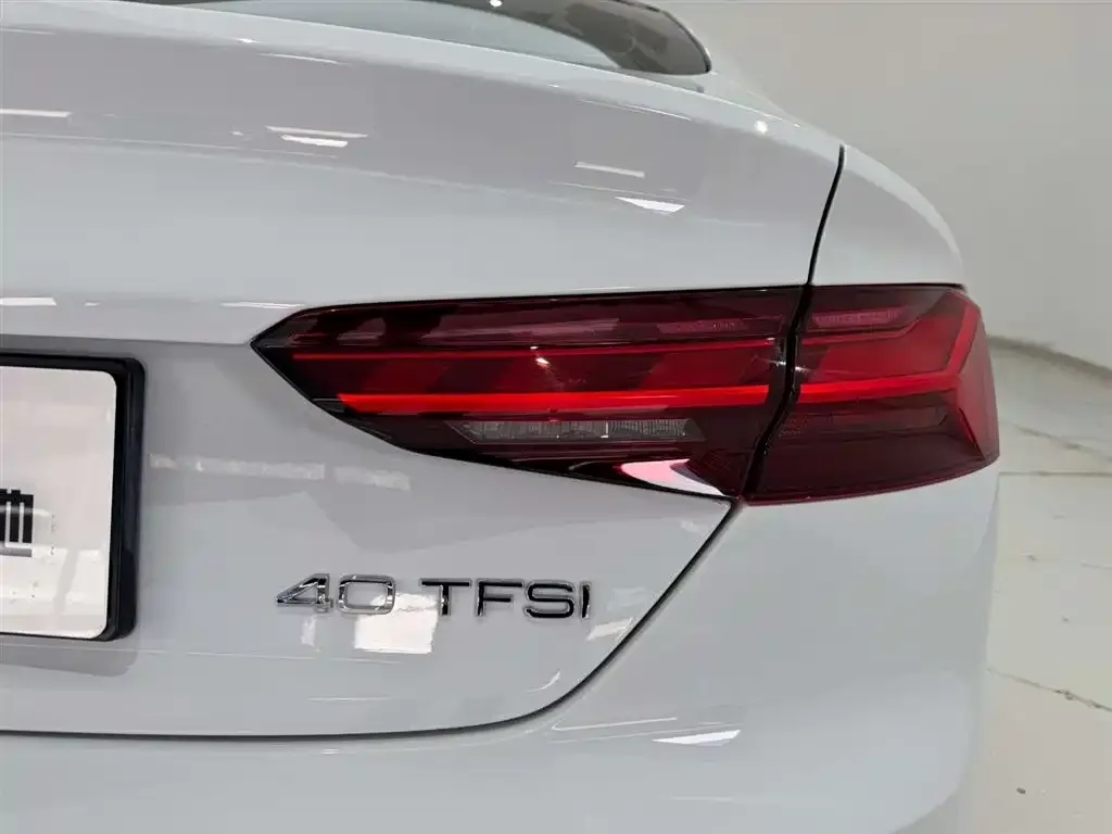 Audi A5 (Import) — фото 2