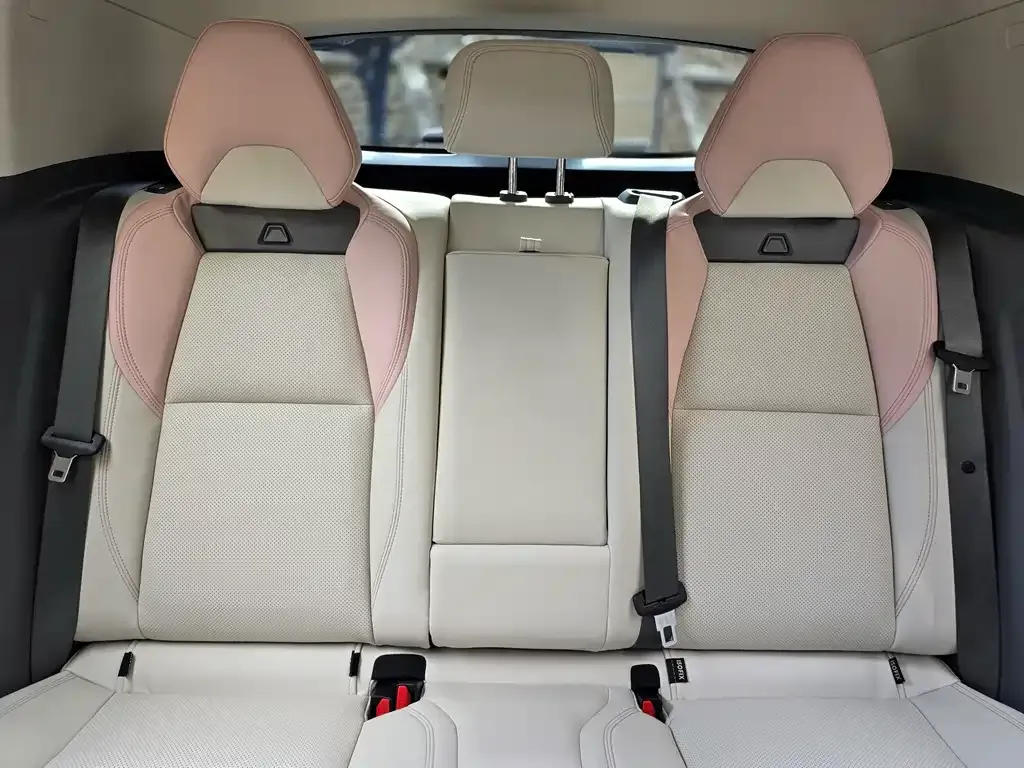 Lynk & Co 06 EM-P 2024 из CN, фото 5