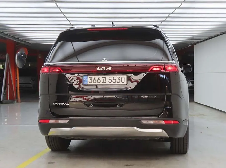 Kia Carnival 2023 из KR, фото 4
